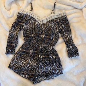 Paisley Romper size M